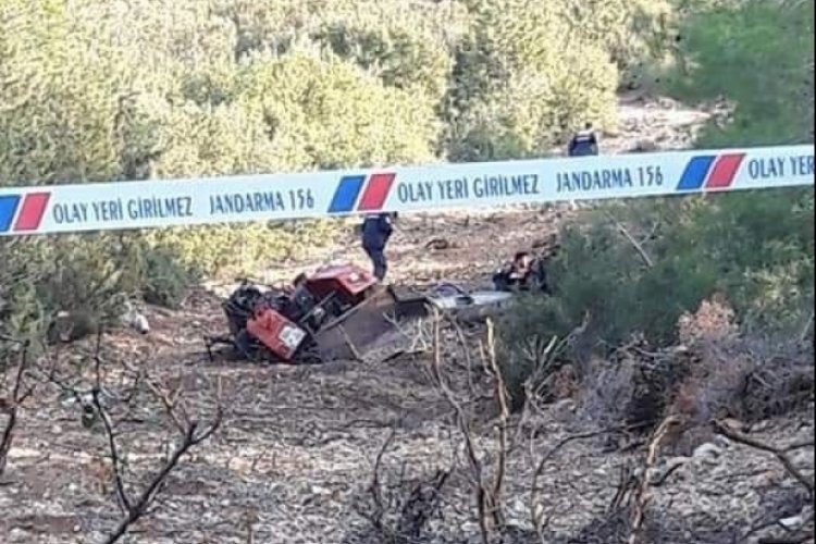 Devrilen trakt&ouml;r&uuml;n altında kaldı, hayatını kaybetti