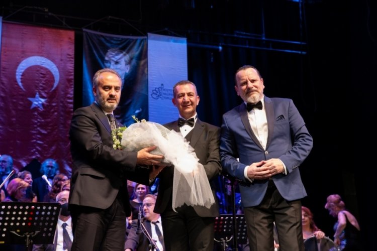 Bursa TKM'de &ouml;ğretmenlere &ouml;zel konser