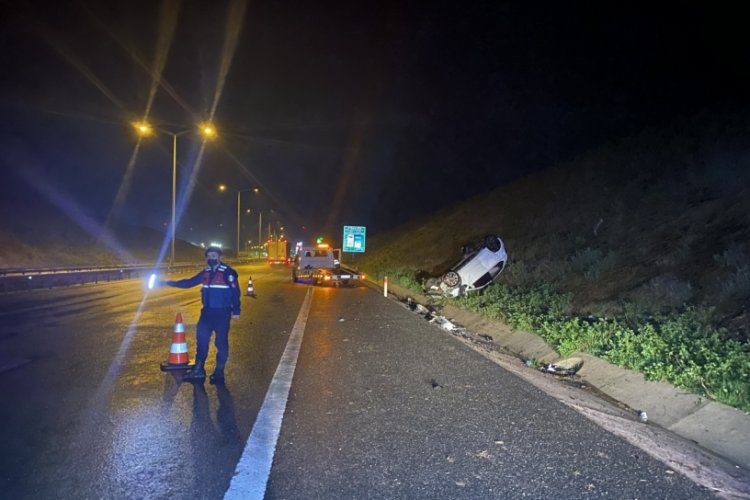 İstanbul-İzmir otoyolunda kaza: 1'i ağır 3 yaralı
