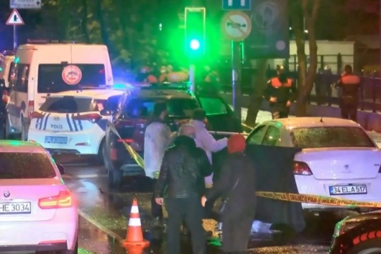 İstanbul'da ş&uuml;pheli kişi &ouml;ld&uuml;, polis g&ouml;revden uzaklaştırıldı
