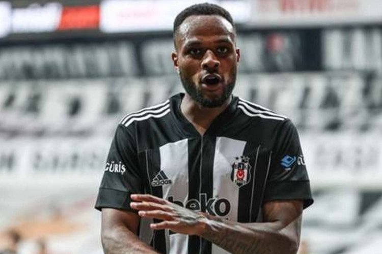 Beşiktaş, Cyle Larin ısrarından vazge&ccedil;ti