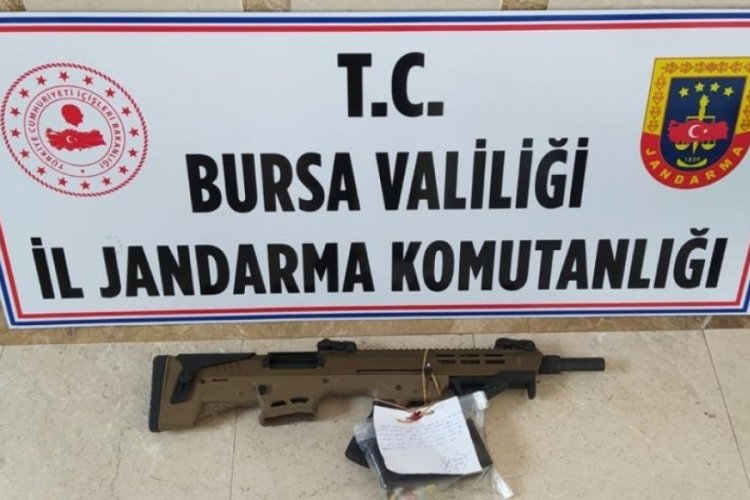 Bursa'da jandarma trakt&ouml;r hırsızlarını yakaladı