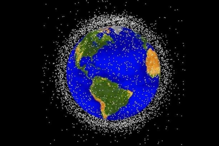 NASA'dan uzay y&uuml;r&uuml;y&uuml;ş&uuml;ne erteleme