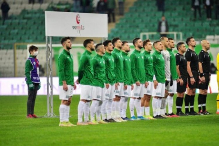 Bursaspor, uzatmada turu ge&ccedil;ti!
