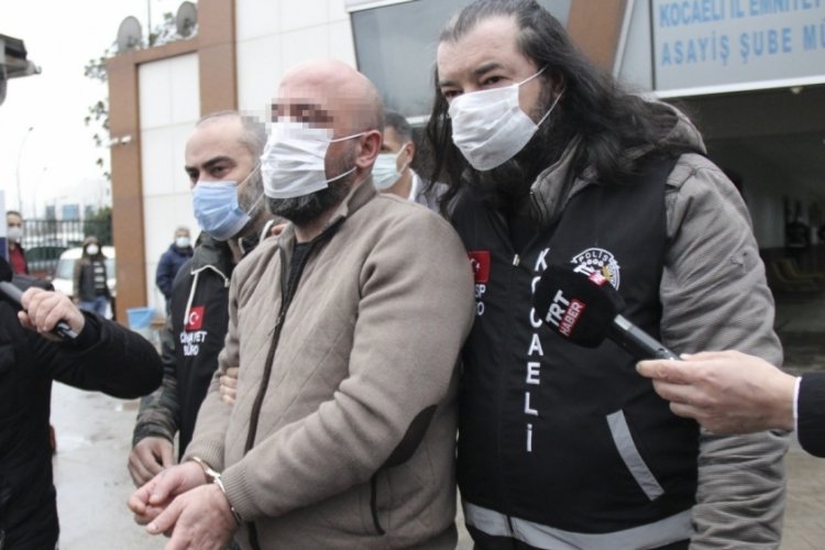 'Para i&ccedil;in kimseyi &ouml;ld&uuml;rmem' dedi, arkadaşını vurdu