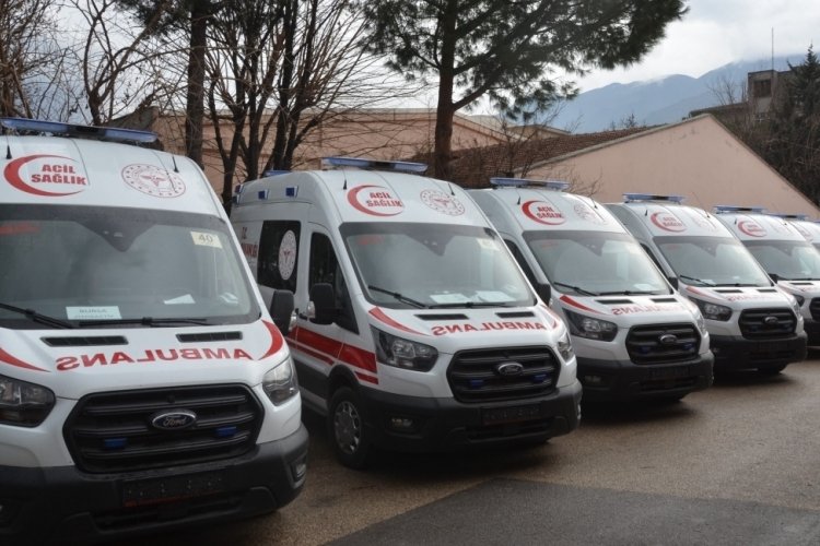 Bursa İl Sağlık M&uuml;d&uuml;r&uuml; Dr. Yavuzyılmaz: "112'yi Gereksiz Meşgul Etmeyin. Yaşama Yol Verin"