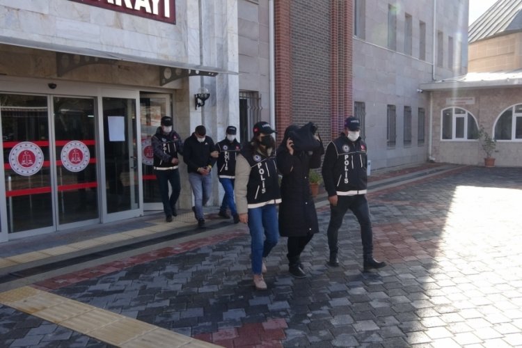 Uyuşturucu bulunmasın diye sakladıkları yer 'Yok artık' dedirtti