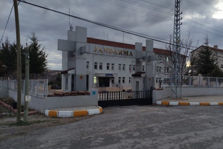 Bir aylık bebeğini sobada yaktığı iddia edilen anne adliyeye sevk edildi