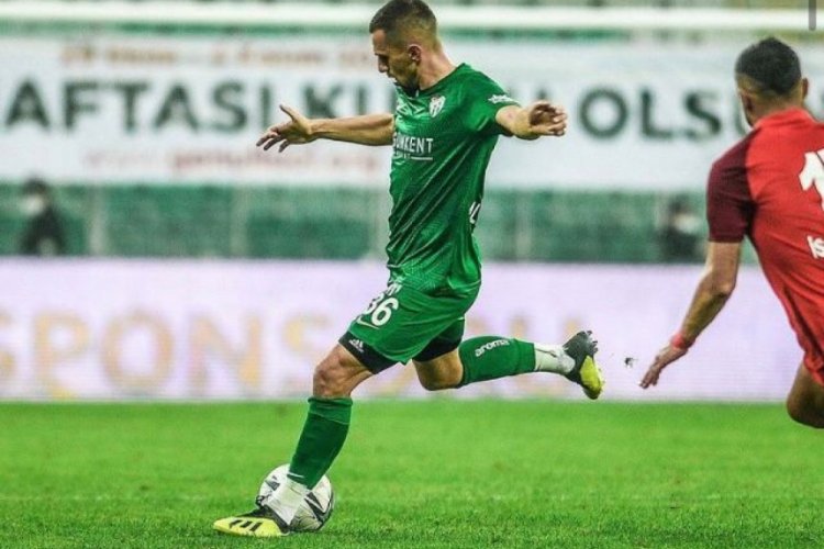 Burak Altıparmak'tan kalpli paylaşım!
