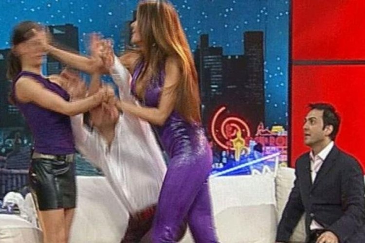 Cem Davran, 22 yıl sonra tokat krizinin perde arkasını a&ccedil;ıkladı!