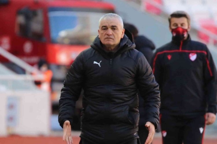 Rıza &Ccedil;alımbay; "Alanyaspor ma&ccedil;ı hayati derecede &ouml;nemli..."