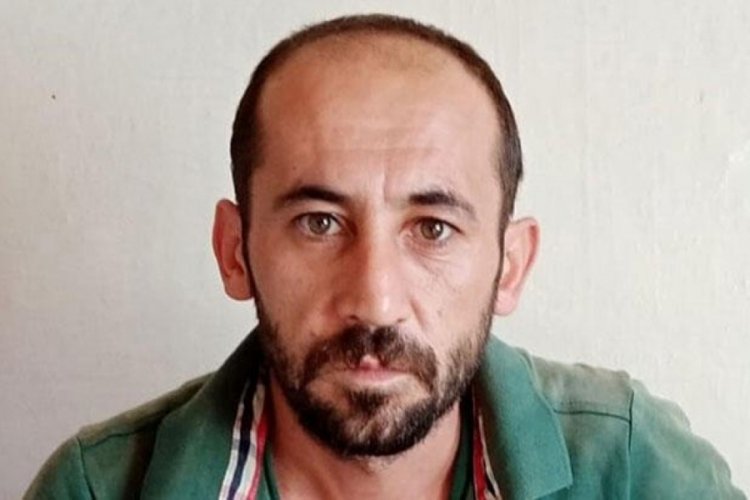 G&ouml;ğs&uuml;nden vurdu, can &ccedil;ekişmesin diye...