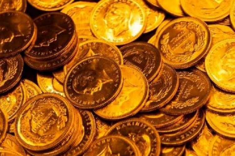 Vatandaş rekoru g&ouml;r&uuml;nce altınını bozdurdu