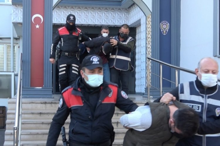 Bursa merkezli 2 ilde yapılan fuhuş operasyonunda 10 kişi tutuklandı