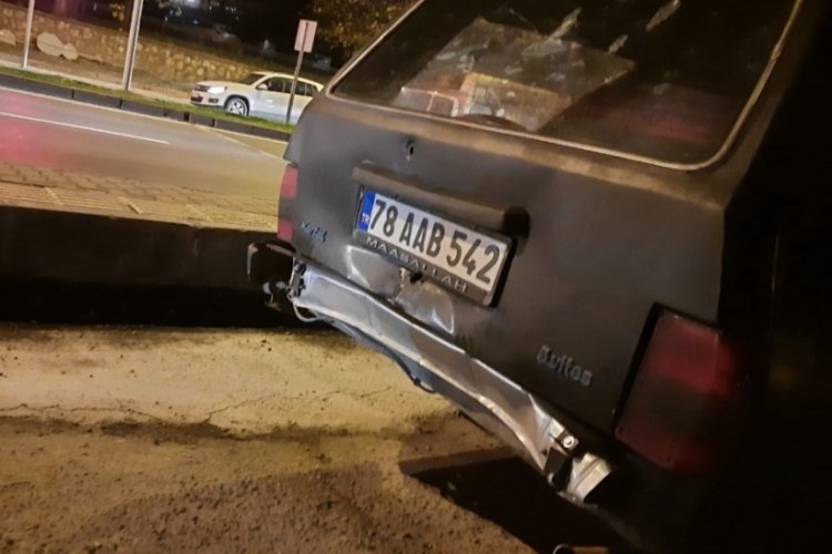 Zonguldak'ta 4 ara&ccedil; birbirine girdi