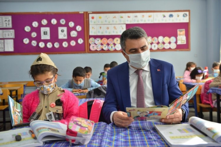 Bursa'da Yıldırımlı &ccedil;ocuklar kendi kahramanlarının hik&acirc;yeleriyle b&uuml;y&uuml;yecek