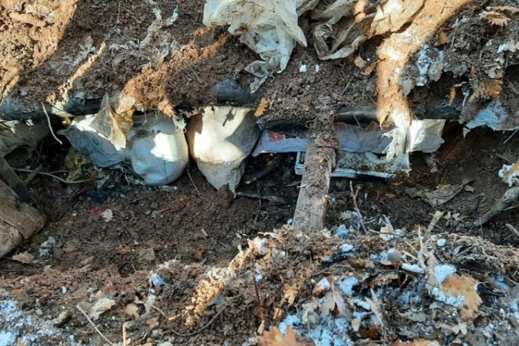 Bing&ouml;l'de 6 odalı sığınak imha edildi