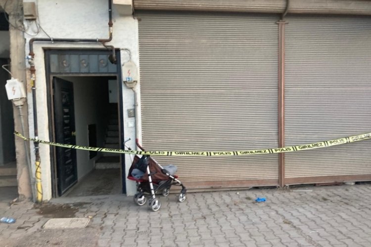 Evde bırakıp gitti, d&ouml;nd&uuml;ğ&uuml;nde cesetlerini buldu