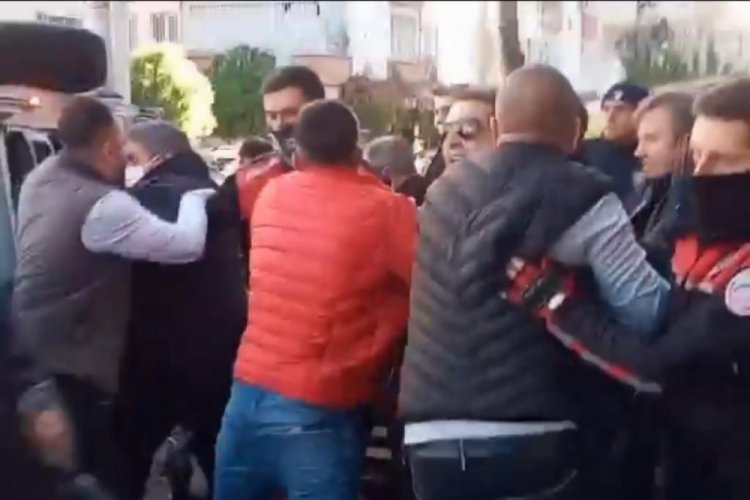 13 yaşındaki &ccedil;ocuğa cinsel istismar iddiası mahalleliyi ayağa kaldırdı
