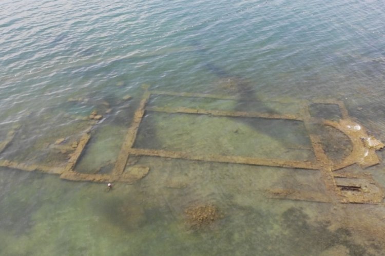 Bursa İznik'teki bazilika su &uuml;st&uuml;ne &ccedil;ıktı! Sebebi kuraklık