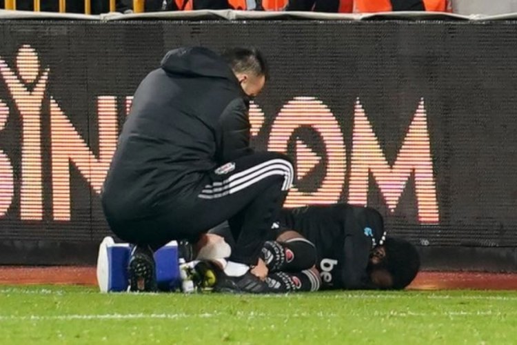 Beşiktaş'tan N'Koudou'nun  sağlık durumu ile ilgili a&ccedil;ıklama