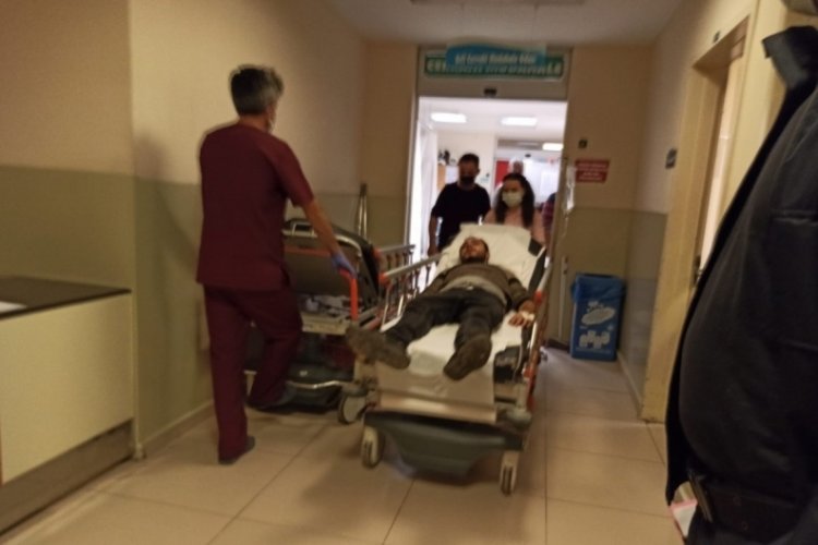 Bursa'da eşinin masa &uuml;st&uuml;ne koyduğu &ccedil;amaşır suyu hastanelik etti