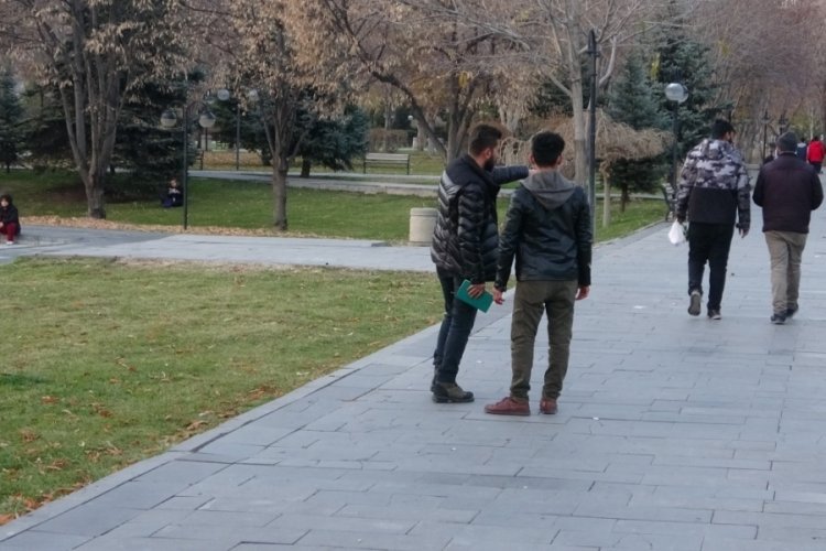 Kayseri'de bı&ccedil;aklı kavga: 1 yaralı