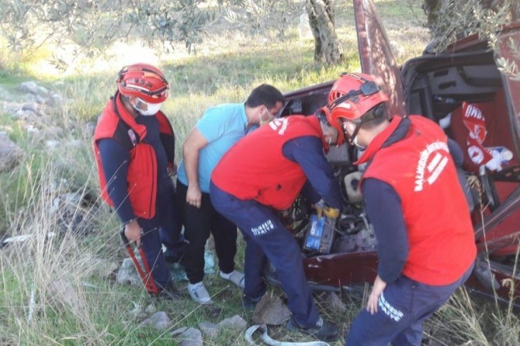 Balıkesir'de trafik kazası: 1'i ağır 4 yaralı