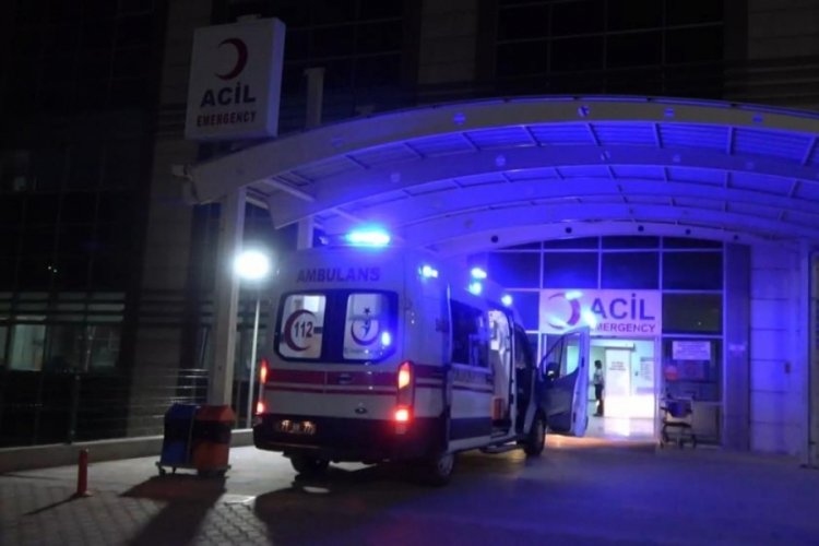 Amcasının oğlunu tabanca ile vurdu, evini ateşe verdi