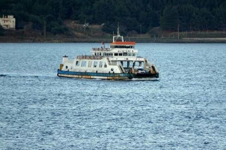Bozcaada ve G&ouml;k&ccedil;eada'ya feribot seferleri iptal edildi