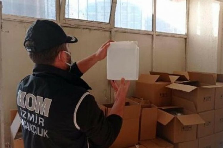 Yılbaşı &ouml;ncesi 2 ton sahte alkol ele ge&ccedil;irildi!