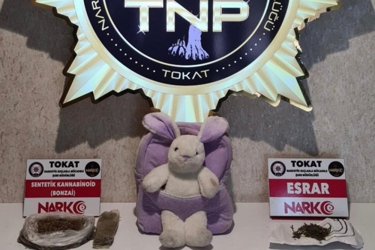Uyuşturucu tacirleri yine şaşırttı! Bu kez de sakladıkları yer...
