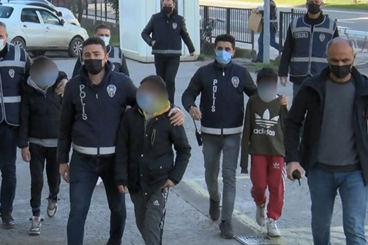 Ordu'da &ccedil;aldıkları ara&ccedil;la İstanbul'da yakalanan 3 &ccedil;ocuk tutuklandı