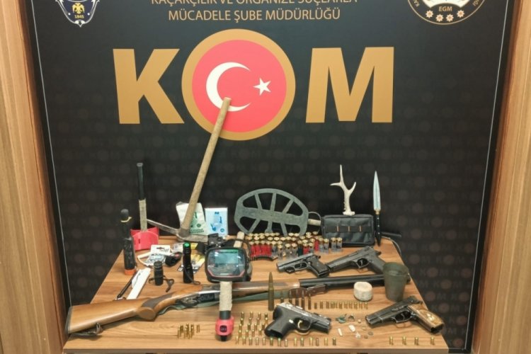 &Ccedil;anakkale'de ka&ccedil;ak&ccedil;ılık operasyonunda 3 kişiye g&ouml;zaltı