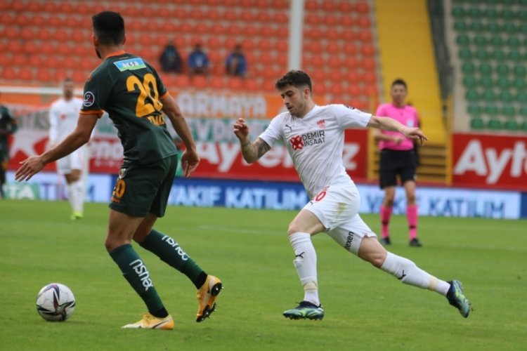Sivasspor, Alanya'da ilk kez g&uuml;ld&uuml;