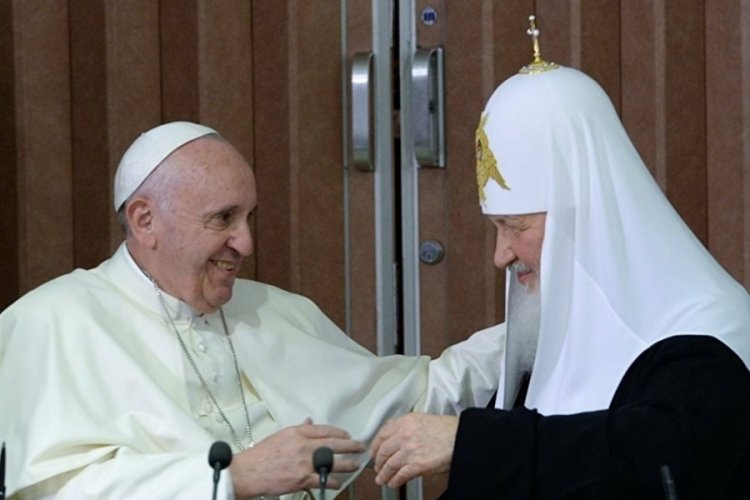 Papa Francis: Kirill'le g&ouml;r&uuml;şeceğiz, Moskova'ya gitmeye hazırım