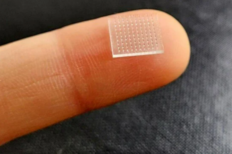 İğne tarih oluyor! Yerine 3D baskılı aşı yaması