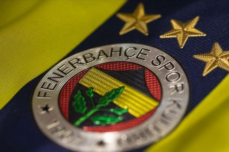 Fenerbah&ccedil;e'de 4 gen&ccedil; isme yeni s&ouml;zleşme