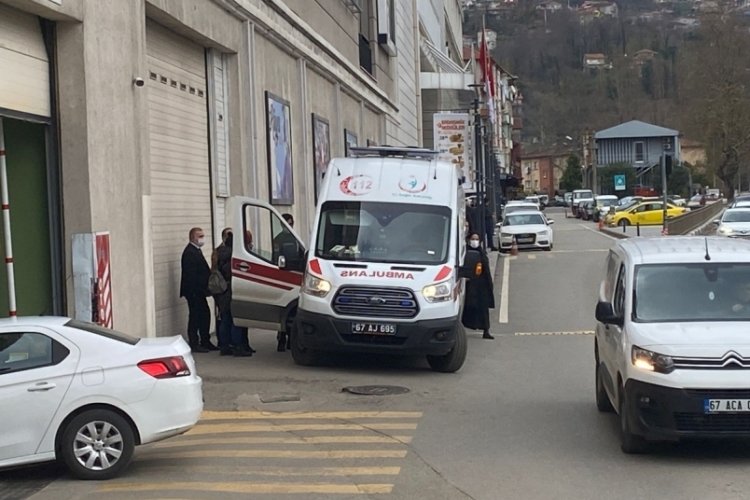Zonguldak'ta AVM'de bir kadına elektrik &ccedil;arptı