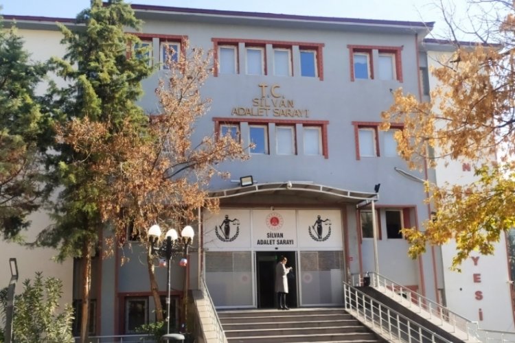 Diyarbakır'da sıvı sabun ve şampuan kutularından esrar &ccedil;ıktı