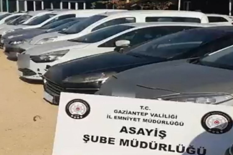 Change oto operasyonunda 3 kişiye g&ouml;zaltı