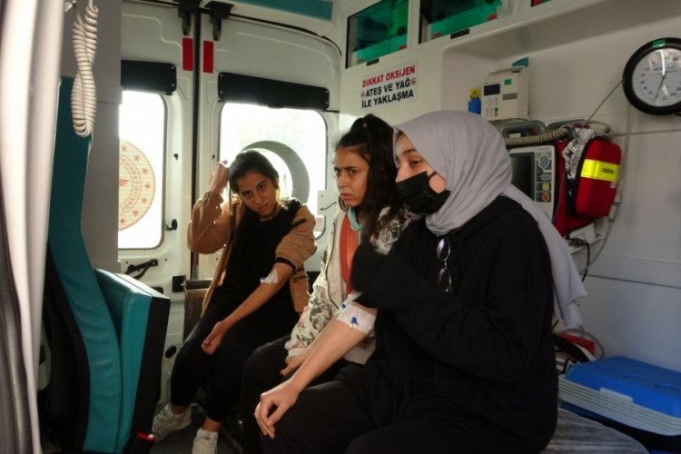 Adıyaman'da &ouml;ğrenciler yedikleri lahmacundan zehirlendi