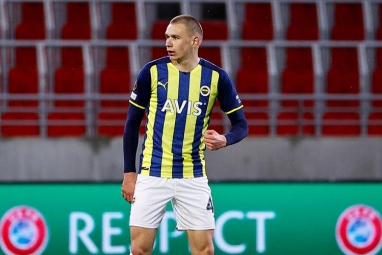 Fenerbah&ccedil;e'den Szalai a&ccedil;ıklaması