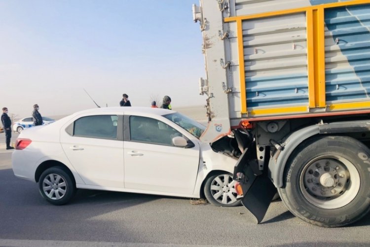Kum fırtınası zincirleme kazaya sebep oldu: 7 yaralı
