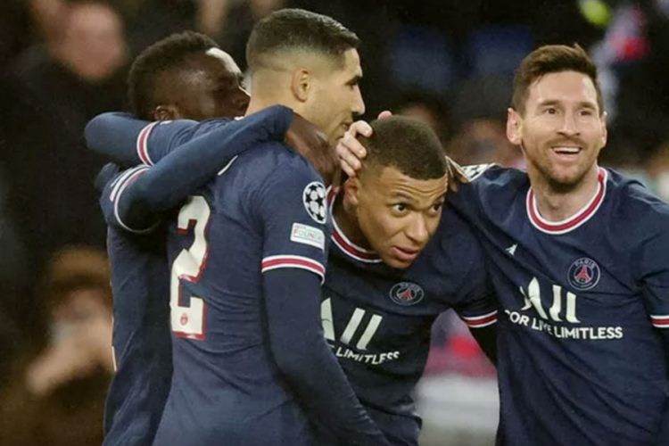 PSG, Club Brugge'u farklı yendi! Mbappe ve Messi tarihe ge&ccedil;ti