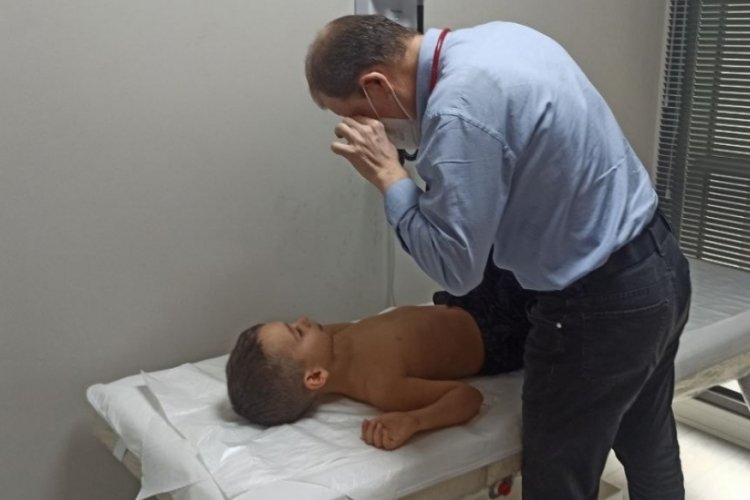 Bursa'da uzmandan a&ccedil;ıklama! "&Ccedil;ocuklarda sık g&ouml;r&uuml;l&uuml;yor, belirtileri Covid'le aynı"