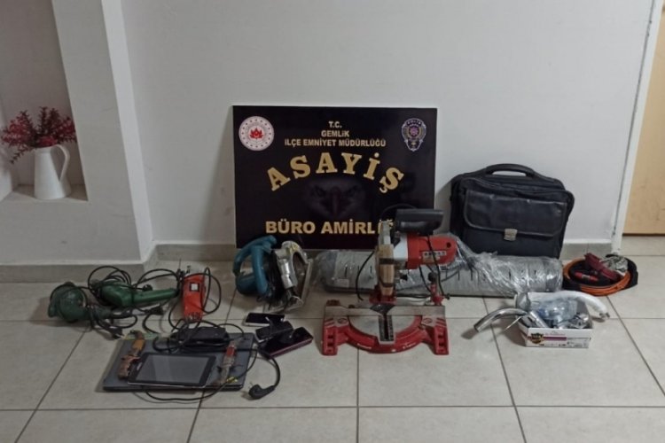 Bursa'da bir&ccedil;ok hırsızlık olayına karışan 5 kişi adliyeye sevk edildi