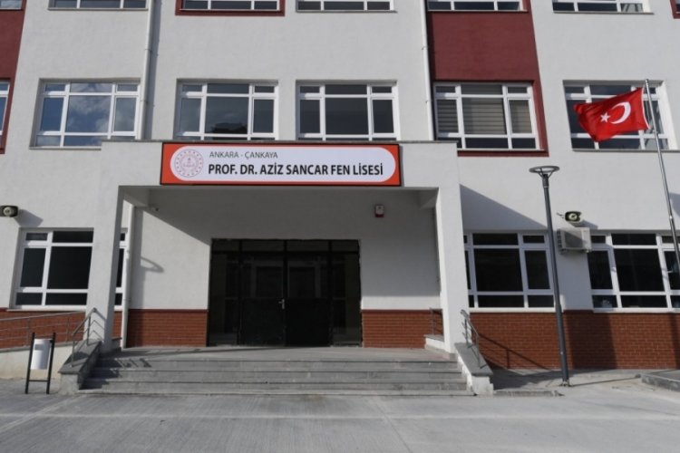Bakan &Ouml;zer duyurdu: Eğitim kamp&uuml;s&uuml;ne Prof. Dr. Aziz Sancar'ın adı verildi