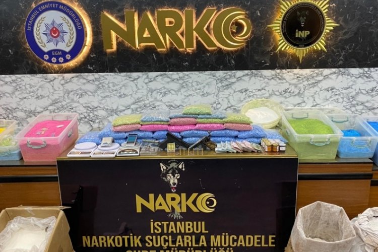 İstanbul Ey&uuml;psultan'da uyuşturucu operasyonu