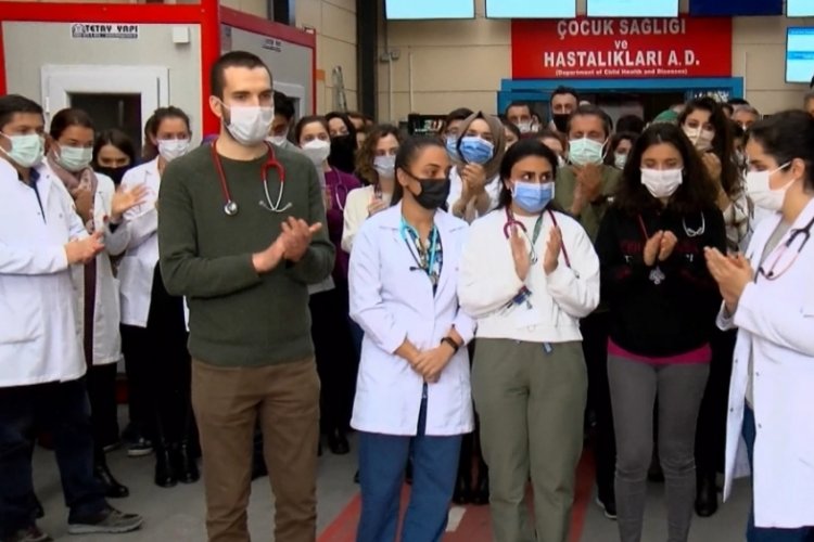Cerrahpaşa acil servisinde sağlık &ccedil;alışanlarına s&ouml;zl&uuml; saldırı ve tehdit